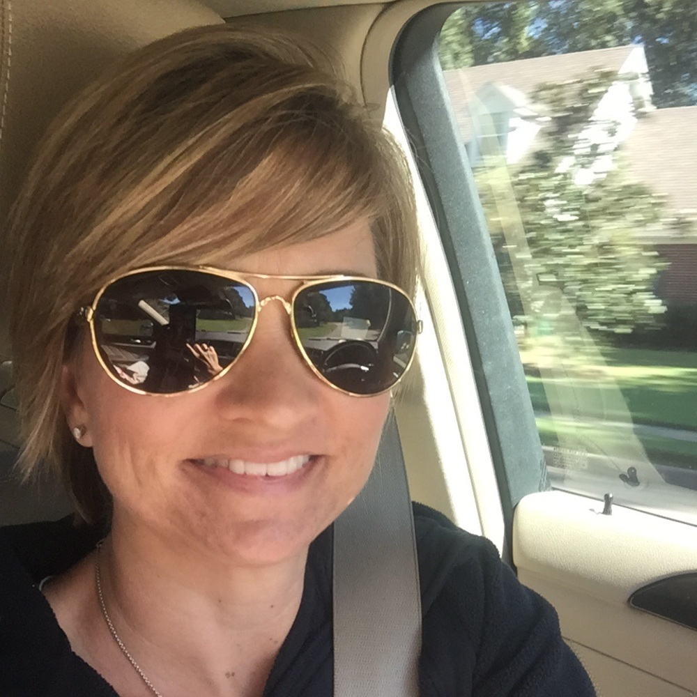 Meet your Posher, Stacie